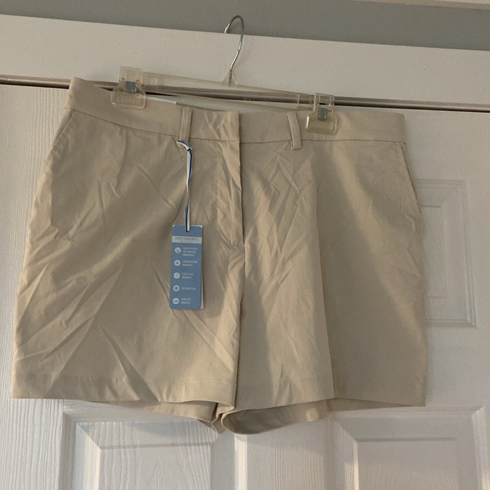 NWT Southern Tide women’s shorts size 14